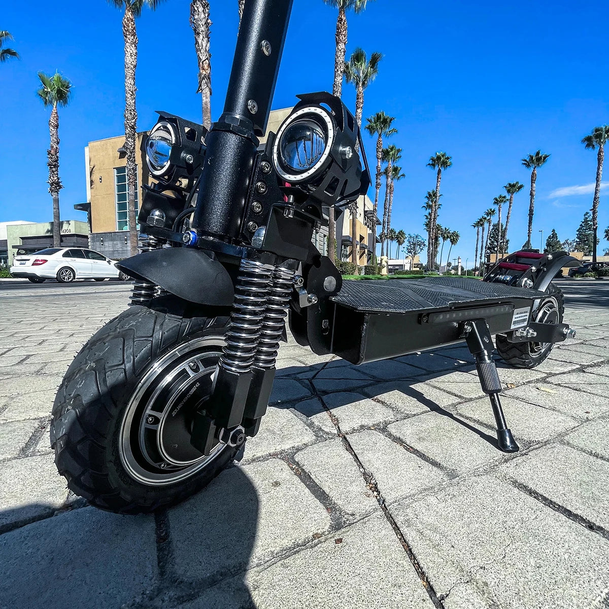 ThunderMax 3200 E-Scooter